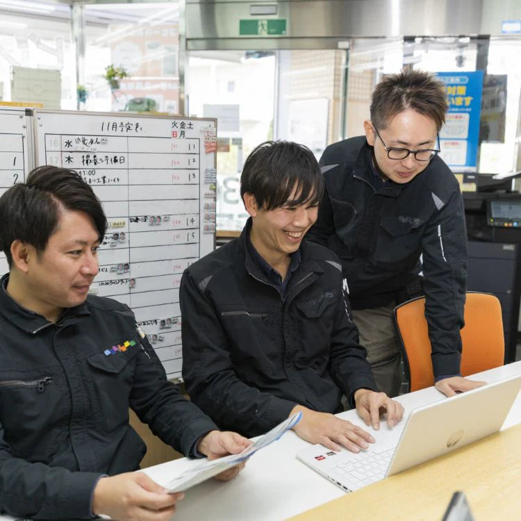 alt